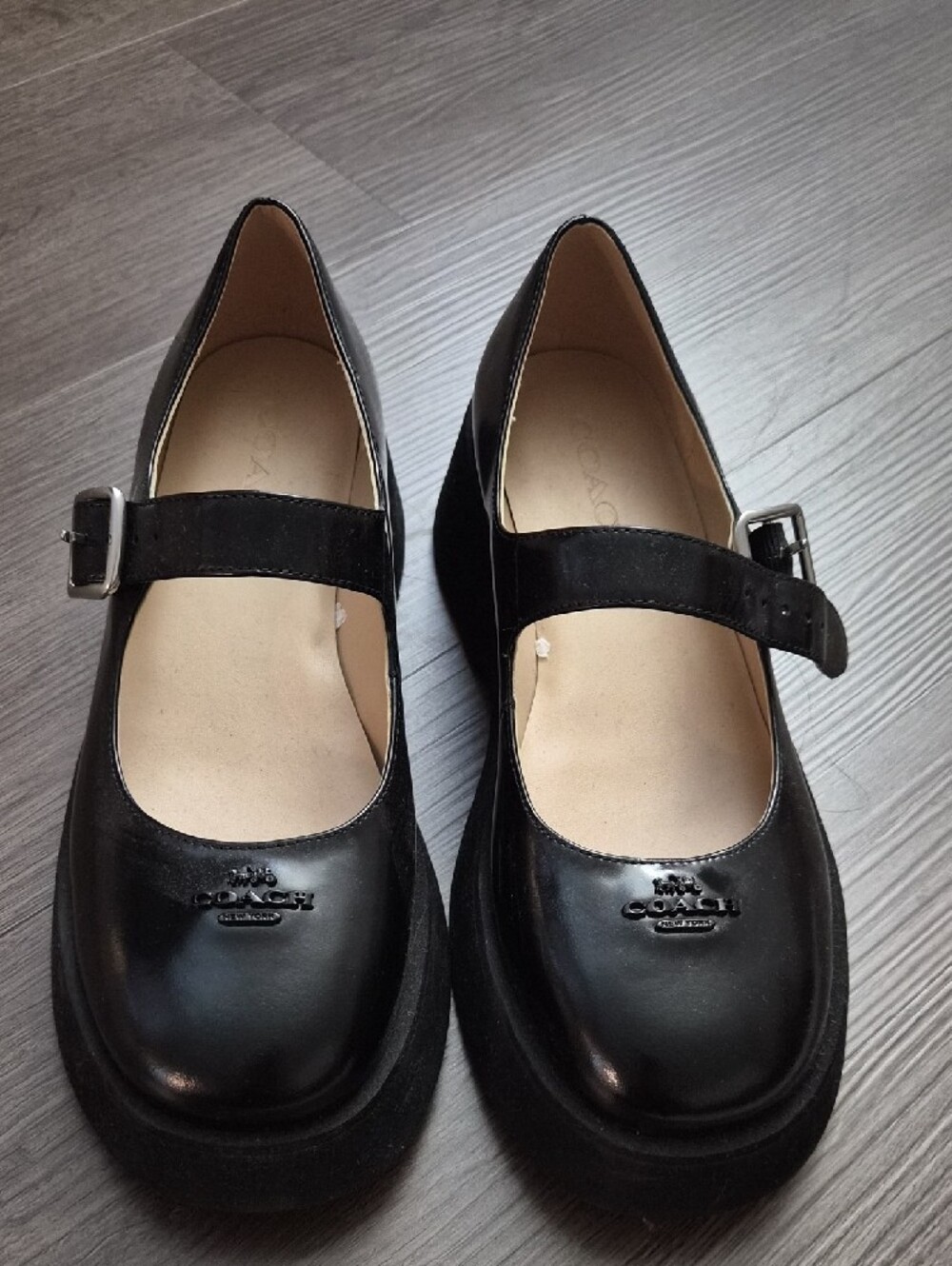(Worn Only Once) Coach Black Patent Mary Jane Shoes with Buckle Strap Size 7.5 - Picture 3 of 4